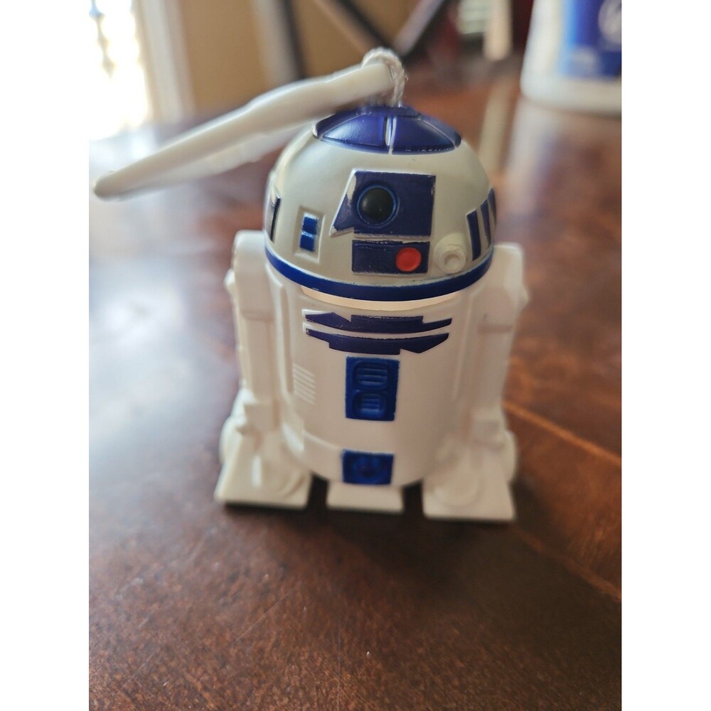 2010 R2-D2 Droid 2.75" Clip-On Keychain #7 McDonald's Action Figure Star Wars